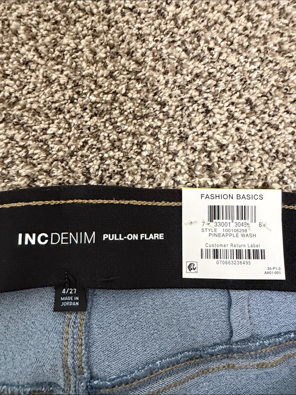 INC DENIUMWomen’s Blue Pineapple washHIGH RISE PULL ON Flare Jeans SIZE 4/27 NWT - Picture 2 of 8